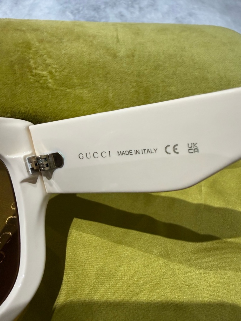 Gucci Sunglasses GG0808S 53 MM Cat Eye Cream White - Picture 5 of 7